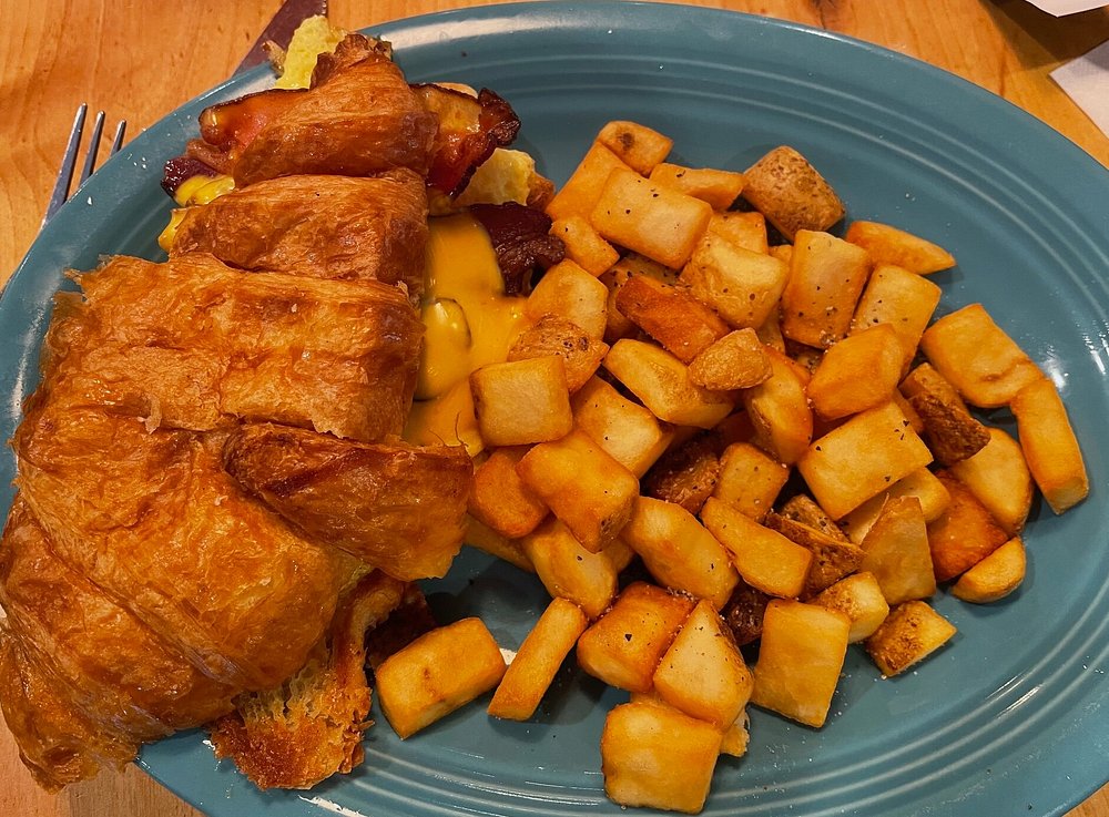 Glacier Highland Restaurant